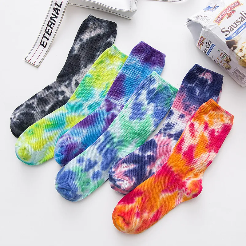 Högkvalitativa bomullsskatesockor Män Sock Knä-Hög Rolig Cykling Running Vandring Tie Dye Sox