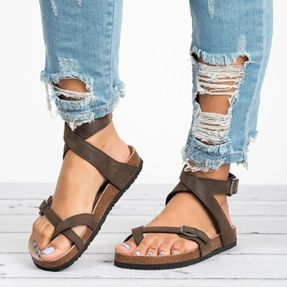 Kvinnors sandaler skor 2019 Summer Toe Tjock Flat Solid Pu Casual Girl Beach kvinnliga floppar damer Skodon kvinnor svartbrun 35-43