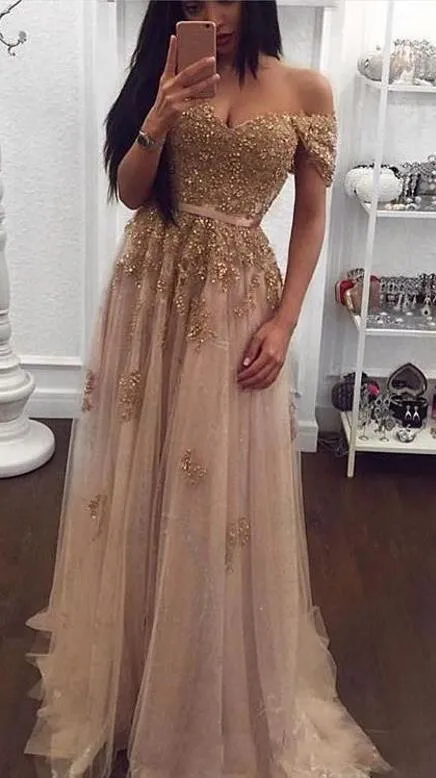2020 New Champagne Lace Beaded Arabic Evening Dresses Sweetheart A-line Tulle Prom Dresses Vintage Cheap Formal Party Gowns