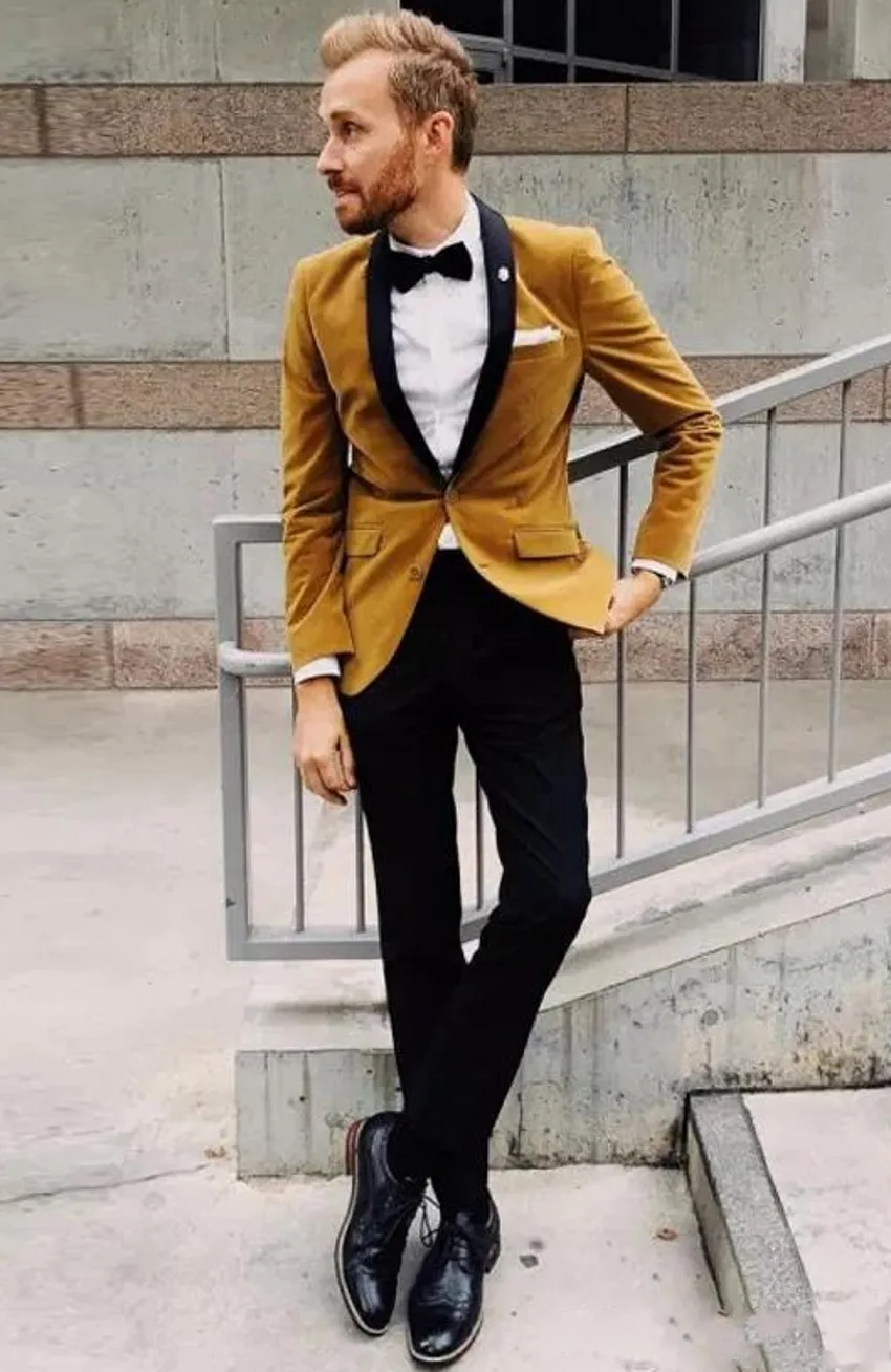 Gold Velvet Three Piece, Peak Lapel Mens Groom Suit, Yellow Men's Velvet  Tuxedo, Velvet Mens Tuxedo Coat With, Men Slim Fit Wedding Suit, - Etsy