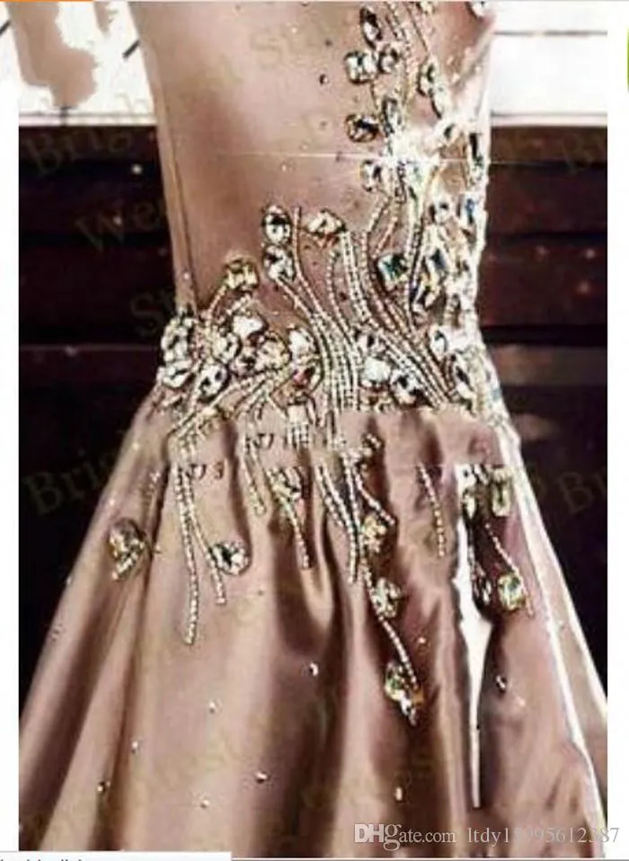Vestidos de noche de cristal de lujo 2023 Abaya en Dubai Vestidos formales de diamantes de imitación de un hombro Vestidos de fiesta dorados de manga larga musulmana 1282