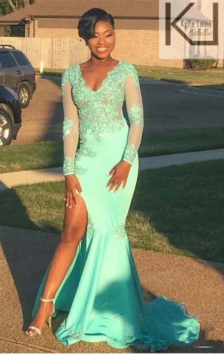 Mint Green Lace Mermaid prom dress fabric with V-Neck and High Split for Black Girls Mint Green Lace Mermaid prom dress fabric with V-Neck and High Split for Black Girls