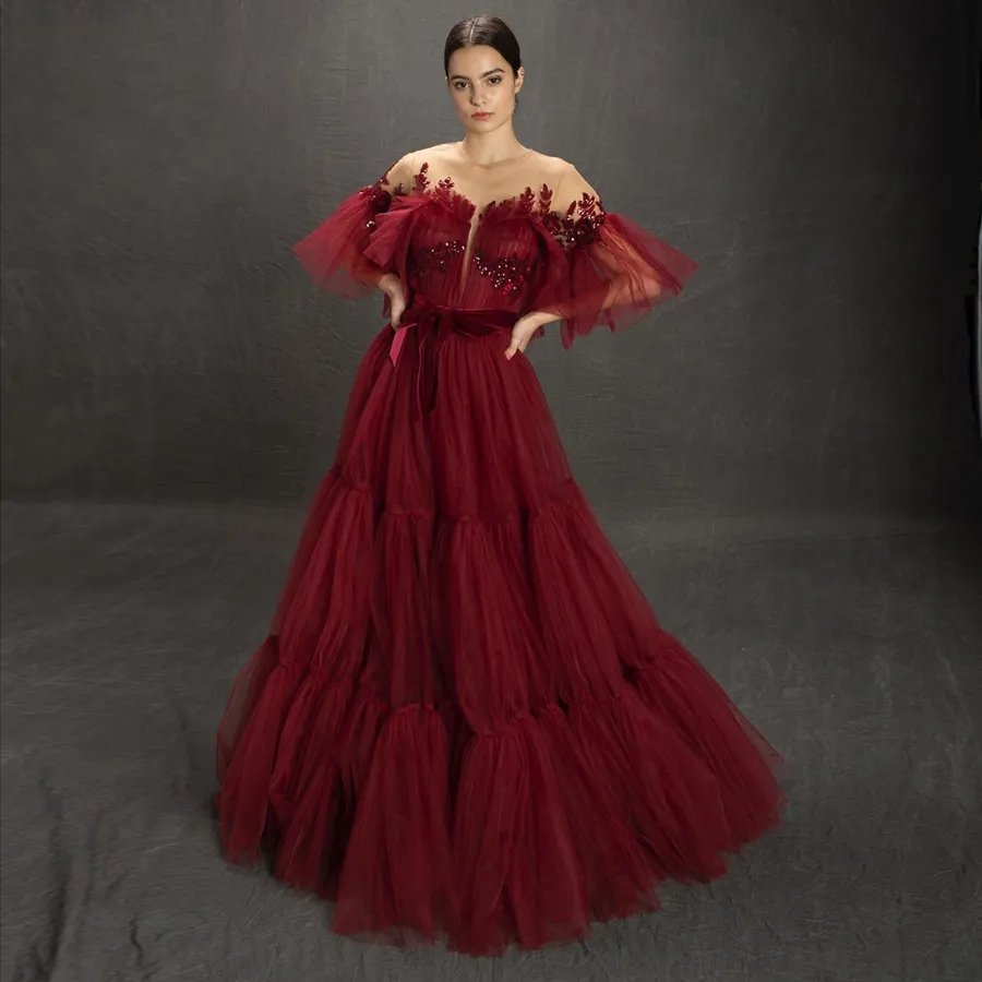 Bedövning Burgundy Sequined Aftonklänningar Sheer Jewel Neck Half Sleeves Prom Kappor Appliqued Sweep Train Plus Storlek Tulle Formell Klänning