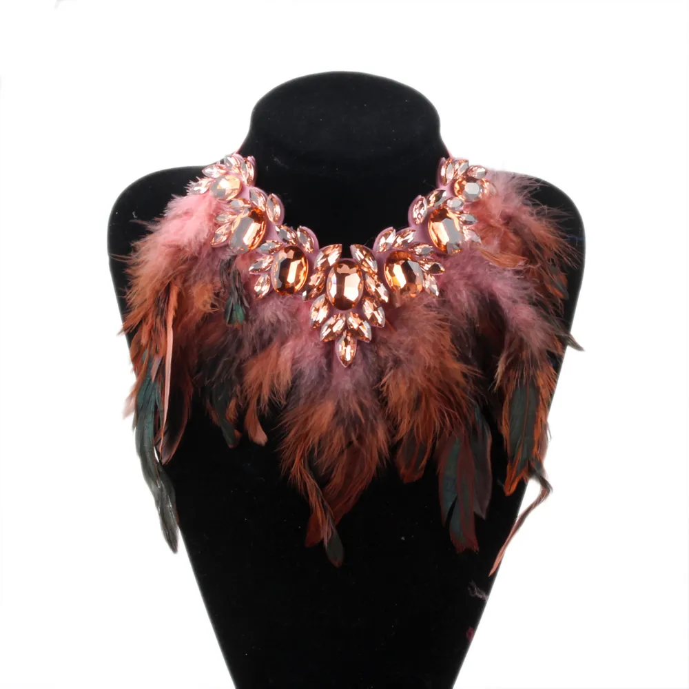 Stor chunky uttalande kristall hängsmycke halsband lyxig stil fjäder krage choker smycken för kvinnor