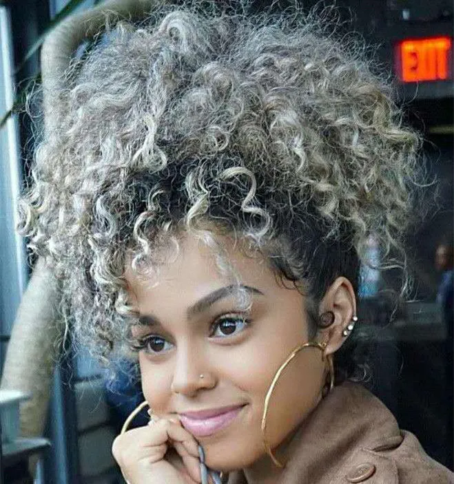 Gri Saç Çizme At kuyruğu Kinky Kıvırcık Afro Klip Kırılmaz Afro Klipli Chignon Bun Saç Parçası Afrikalı Amerikalı Kadınlar Orta Boyut Gri