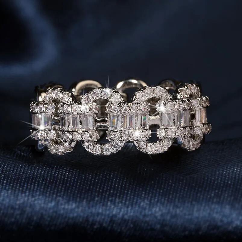Nova joia vintage Mulheres únicas moda real 925 Sterling Silver Princess Cut Topaz White CZ Diamond Women Wedding Chain Ring Presente