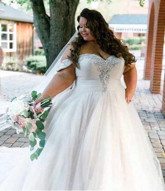 Custom Made Off épaule robes de mariée blanches, plus la taille 2020 cristal perlé plissé drapé vestidos de novia robes de mariée robe de mariée