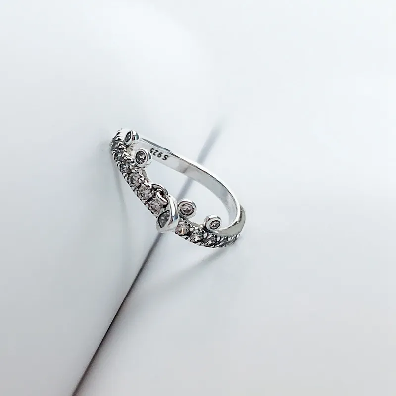 Chandelier ring deals pandora