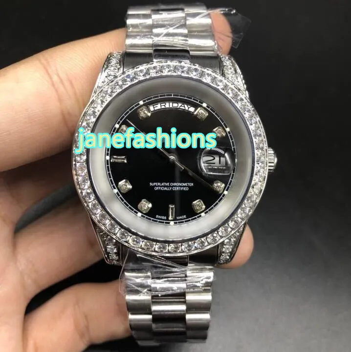 Silberne Edelstahl-Herrenuhr mit Diamant-Lünette, modischer Diamant, heißer Verkauf, hochwertige Boutique-Uhr