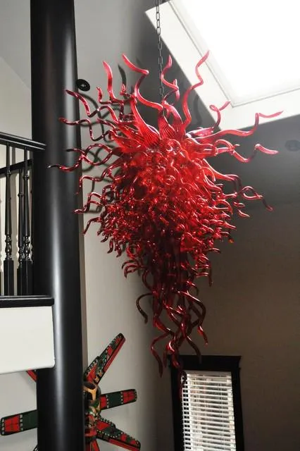 100% soffiato a bocca CE UL vetro borosilicato di Murano Dale Chihuly Art lucido rosso scuro lampadario di Murano contemporaneo