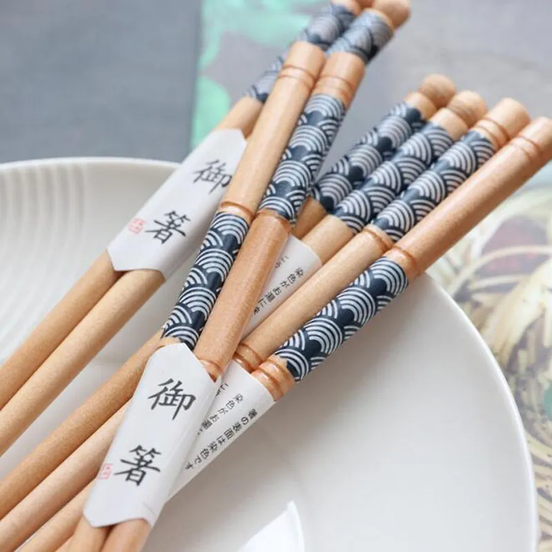 Bacchette di legno naturale giapponese per riso sushi Bacchette per bambini  Cucina Ristorante Stoviglie Spedizione veloce all'ingrosso ZC1638