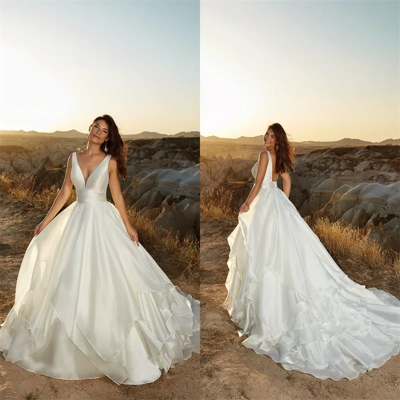 a line dress for women long sleeve Zapaka Women A-Line Wedding Dress White Long Sleeves High Neck Bridal Dress with Lace, White / US10