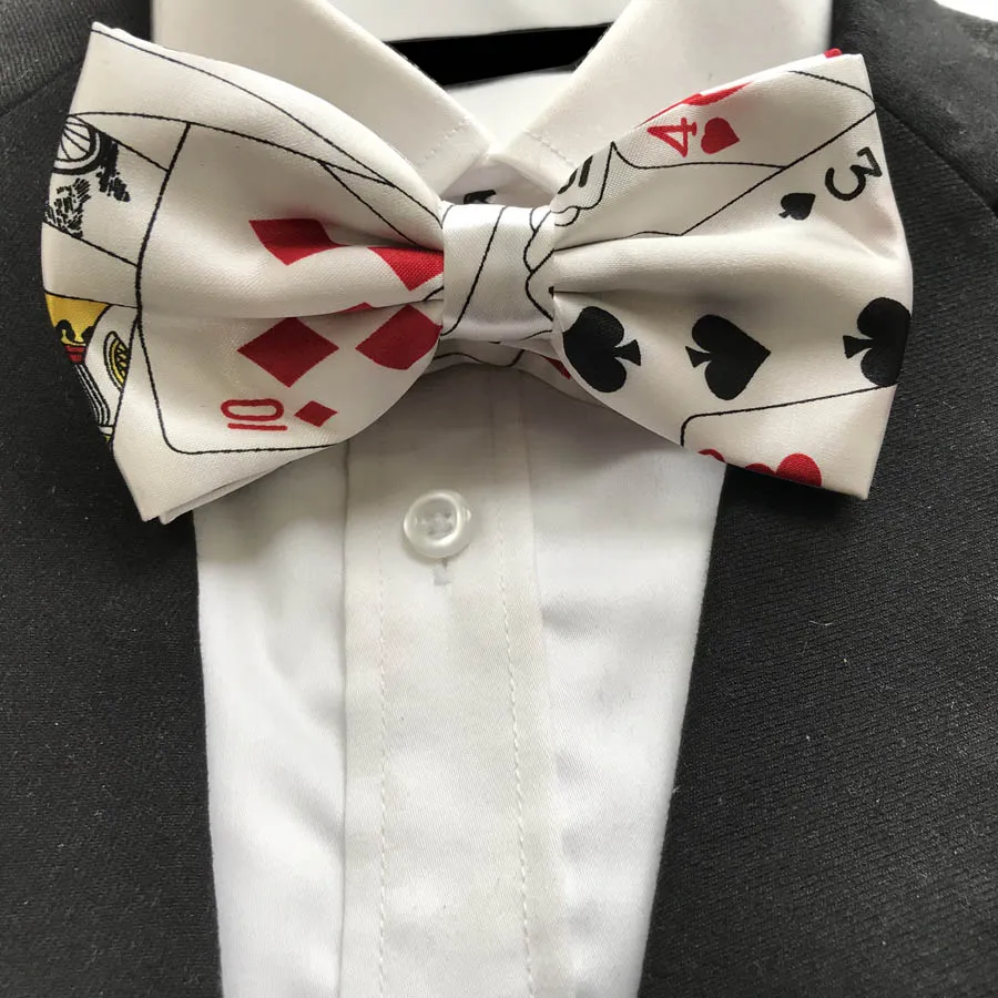 Partihandel Vuxen Män Poker Bowties Manlig Play Cards Pattern Printed Bow Slipsar Butterfly för Party TV Show