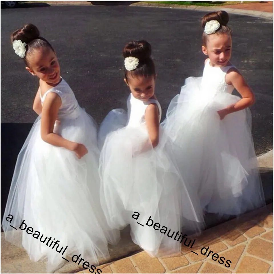 New Cheap Cute Flower Girl Dresses For Weddings Ball Gown Tulle Lace Long First Communion Dresses Little Girl FG1237