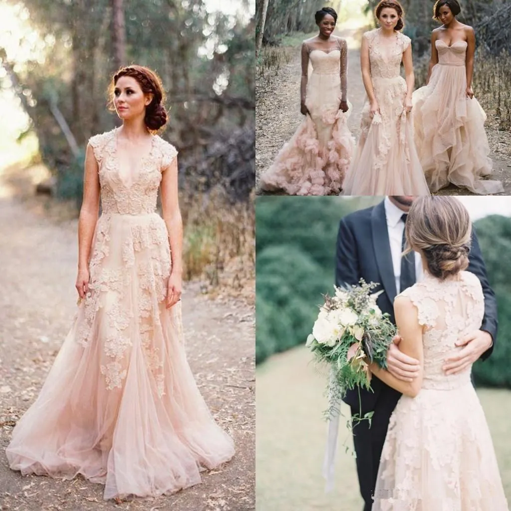 2021 Vintage Bohemian Blush Lace Sheer Bröllopsklänningar Ruffles Cap Sleeve Deep V Neck Layered A-Line Modest Bridal Gowns QC1331
