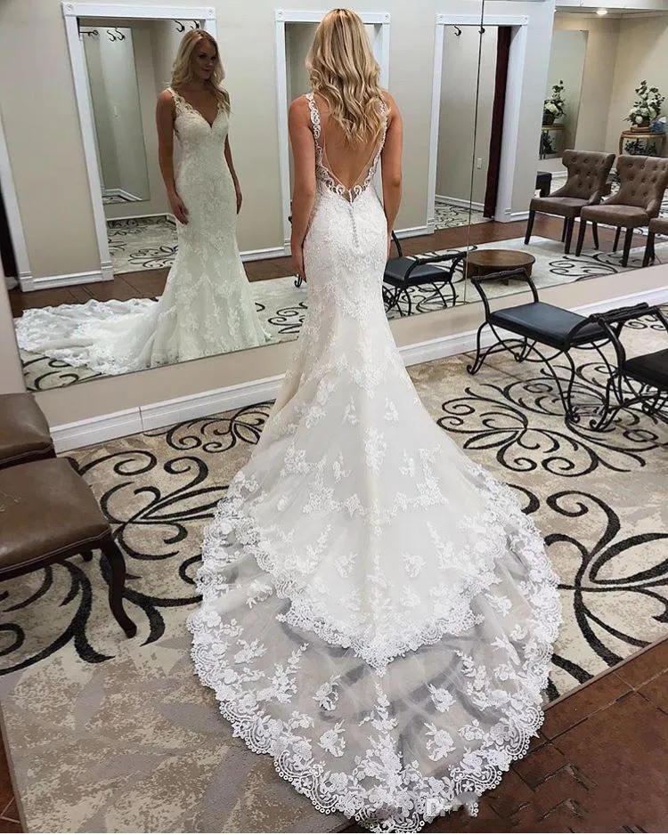 Sexy Open Back Lace vintage beach Mermaid Wedding Dresses 2019 New Arrival 100% Real Photo Bride Dress Beach Long Train Wedding Gowns 2K19