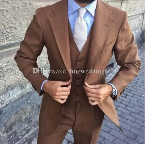 Mais Recentes Padrinhos Castanhos Notch Lapel Noivo Smokings Men Suits Casamento / Prom / Jantar Melhor Homem Blazer (Casaco+Gravata+Colete+Calças) 581