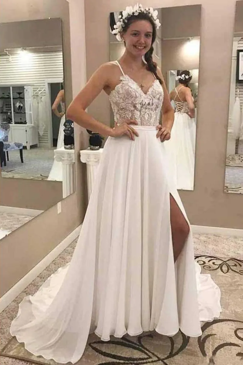 Boho Beach Wedding Dress 2019 Spaghetti Straps Lace Appliques