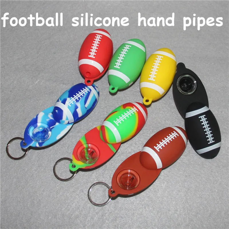 Färgglada fotbollsform Mini Rökpipor Hand Tobak Cigarettrör med Keychain Silikon Vattenpipor Smoke Oil Rigs Gratis DHL