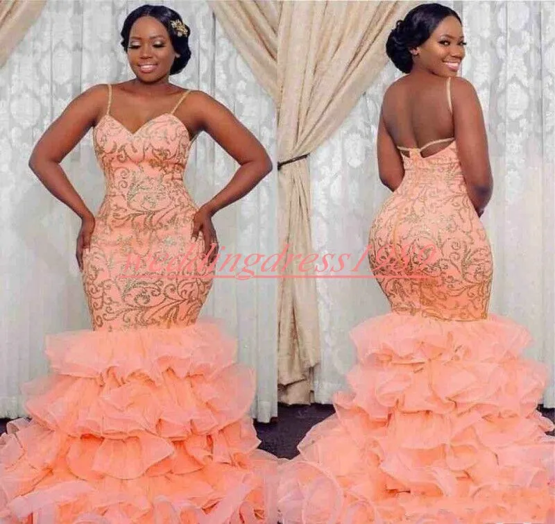 Deslumbrantes Tiras Africanas Sereia Vestidos de Noite Plissados ​​Tiers Partido Árabe Pageant Formal Disse Mhamad Plus Size Prom Vestidos robe de soirée