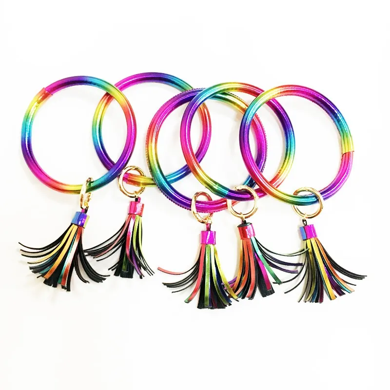 PU Läder Rainbow Armband Keychain Färgglada Key Ring Circle Tassel Wristlet Women Girl Rainbow Bracelet Keychain Gifts HHA756