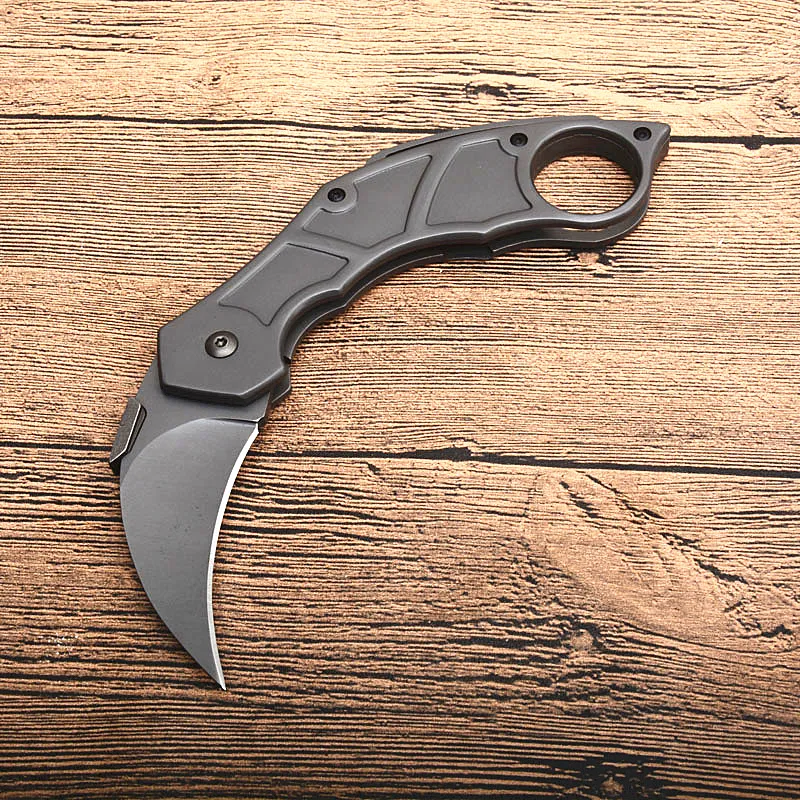 Karambit Folding Blade Clade Nóż 440C Titanium Powlekane Ostrza Stalowa Uchwyt Zewnątrz Survival Tactical Fold Noże