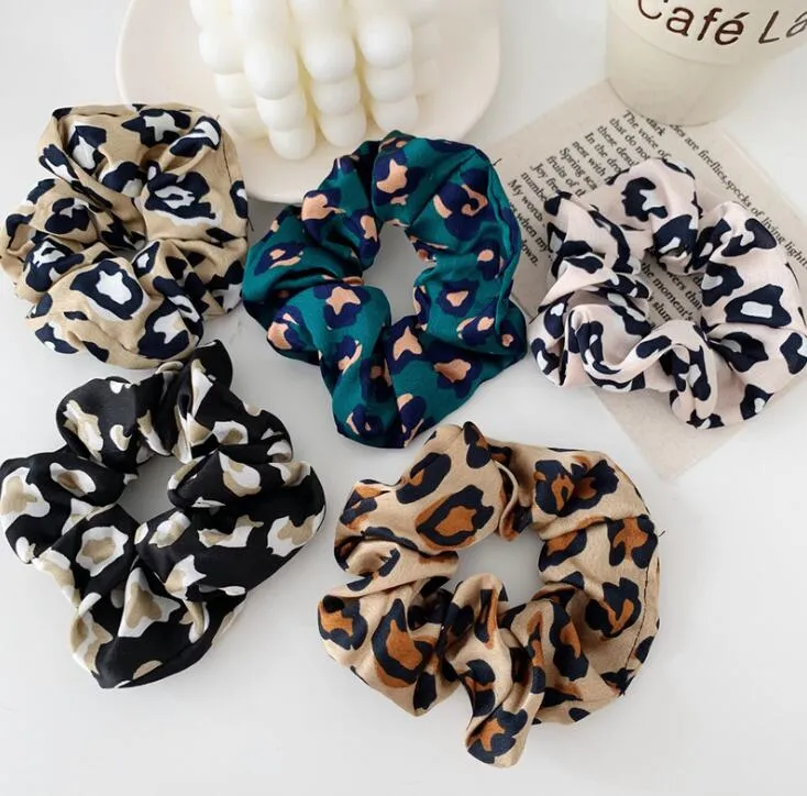 Mode Kvinnor Leopard Hårband Elastics Bands Söt Animal Mönster Hår Scrunchies Tjejs slips Tillbehör Ponytailhållare