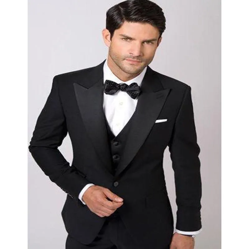 À la mode One Button Groomsmen Peak Lapel Groom Tuxedos Hommes Costumes Mariage / Bal / Dîner Meilleur Blazer Homme (Veste + Pantalon + Cravate + Gilet) 700