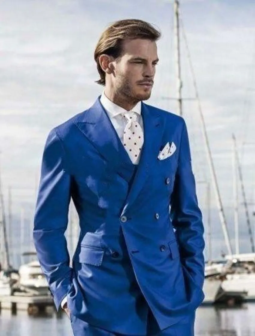 Brand New Royal Blue Groom Tuxedos Double Breasted Groomsman Mariage 2 Pièces Costume Mode Hommes Prom Party Veste Blazer (Veste + Pantalon + Cravate) 2604