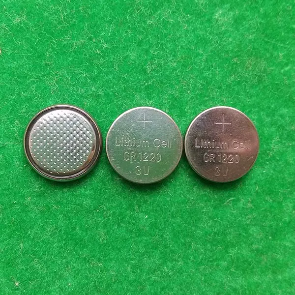 High quality CR1220 3.0v lithium button cell battery coin cells 100% fresh