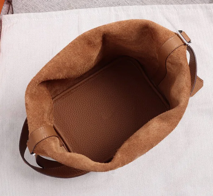 real leather new shoulder bags leather bucket bag women shopping bag designer handbags high quality Cross Body with lock