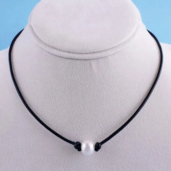 Collana girocollo da donna in pelle con perla singola su ciondolo con cordoncino in vera pelle nera Gioielli per collane da diserbo