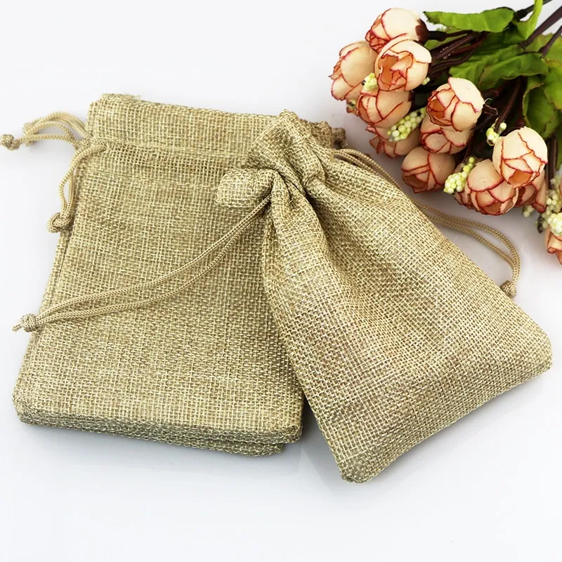 100 stks veel 7 9 cm Natuurlijke Jute Zakken Kleine Trekkoord Gift Bag Wierook Opslag Linnen Zakken Favor Charmes sieraden Verpakking Bags201Z