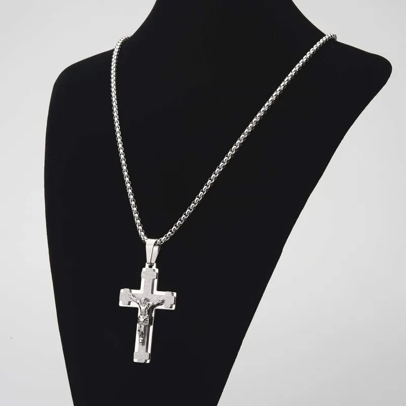 60cm Classic Silver Jesus Cross Pendant Halsband Rostfritt Stål Kedja För Män Pojke Enkelt par Hängande Kristna Gåvor