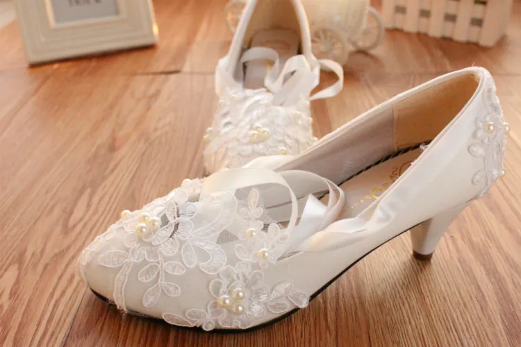 Buy D'orsay Nude Lace Kitten Heel. Candice Lace Ivory Wedding Shoes Online  in India - Etsy