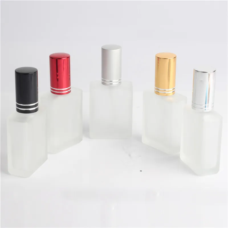 Alüminyum Atomizer ile 15ML Moda Taşınabilir Buzlanma Cam Parfüm Şişesi Seyahat için Boş Kozmetik Konteyner