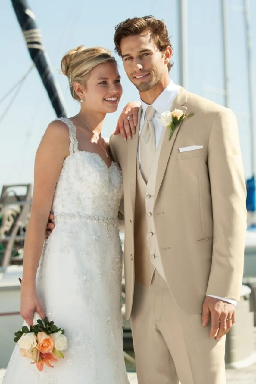 Beige Novio Esmoquin Muesca Solapa Dos Botones Padrinos De Boda Vestido De Novia Para Hombre Excelente Chaqueta De Hombre Blazer Traje De 3 Piezas Chaqueta Pantalones Chaleco Corbata 16 De 85 77 DHgat...