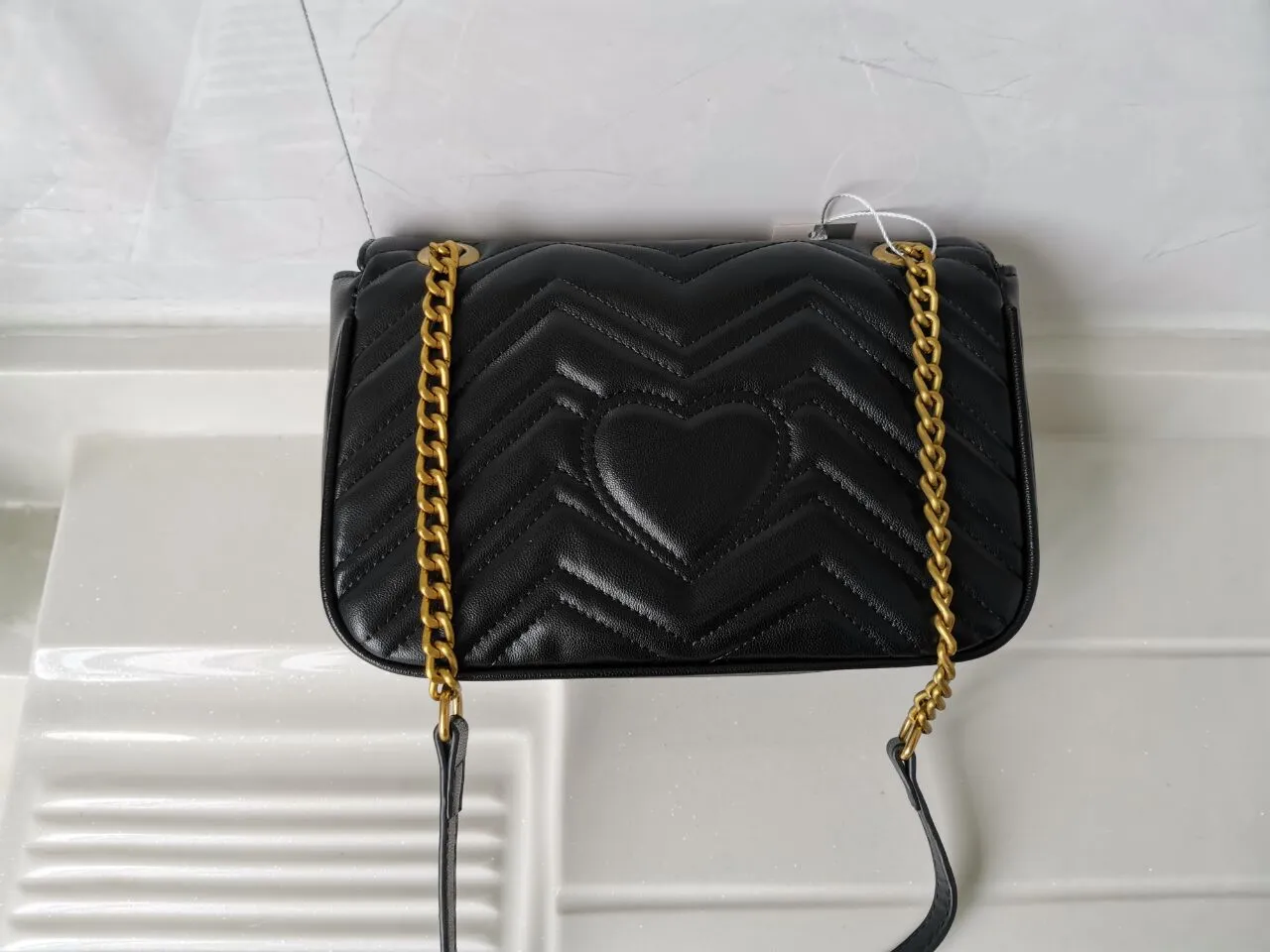 Klassisk PU Läder Crossbody Gold Chain Women Marmont Väskor Handväskor Axelväskor Tygkassar 1424GFG