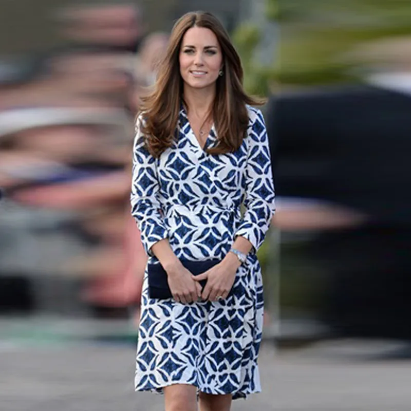 Kate Middleton Kleid mit geometrischem Druck, A-Linie, elegantes, langärmliges, lässiges blaues Kleid W051