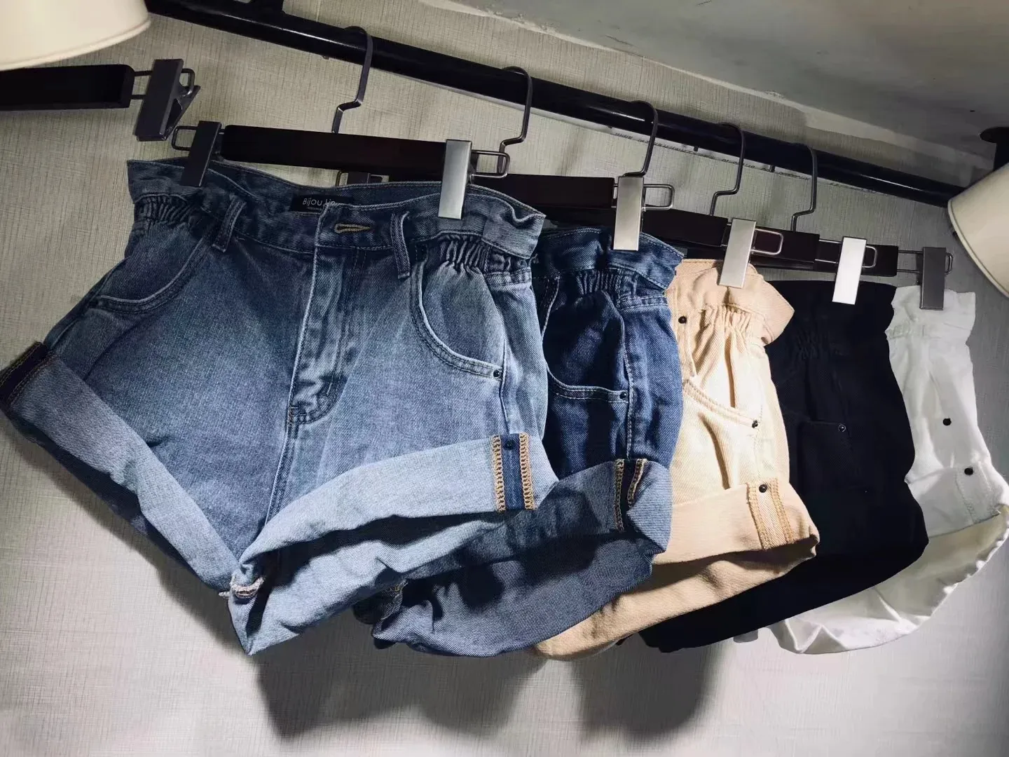 Kvinnors Jeans Denim Shorts Kvinnor Roll Wide Ben Byxor Sommar Kvinnor Elastiska Midja Manschetter Hög Midja Jeans Asiatisk Storlek 5 Färger