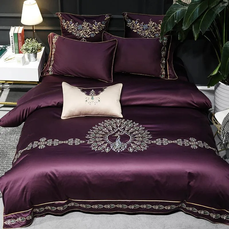 42 4 / 7PCS Lila Egyptisk bomull Satin Bedding Set Queen King Size Bed Set Bedsheets Linne Europe Broderi Duvet Cover