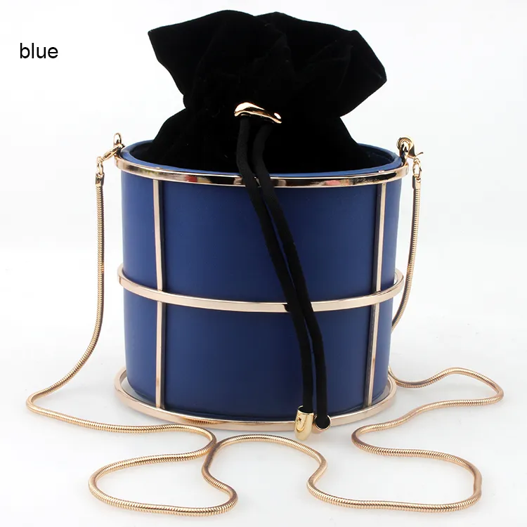 Pochette DesignerWomen borse di modo della benna PU metallo String frizioni sera del partito spalla Crossbody Borse colorate