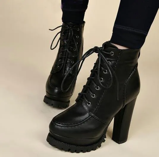 Fashion Femmes Bottes gothiques Lacet Up Ankle Boots Plateforme Punk Shoes Punk Ultra très haut Botie à talon