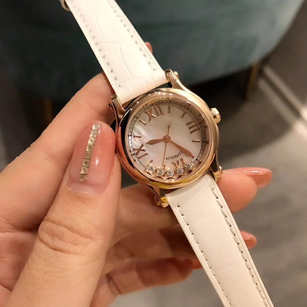 女性の腕時計Quartzの動き30mm 316Lの時計ケースレザーバンド防水腕時計女性パーティーのウェディングウォッチ