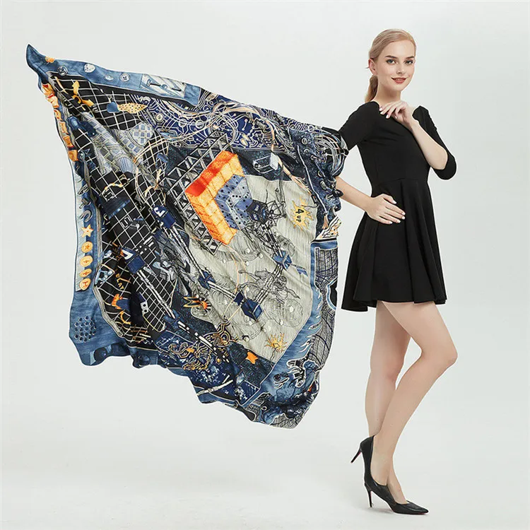 Ny 100% Silk Scarf Kvinnor Spanien Stora sjalar Hästtryck Stoles Square Bandana Kerchief Scarf Kvinna Foulards 130cm