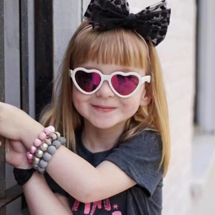 Stylish Heart-shaped Sunglasses for Girls in 2023 | Heart shaped sunglasses,  Girl with sunglasses, Eyewear