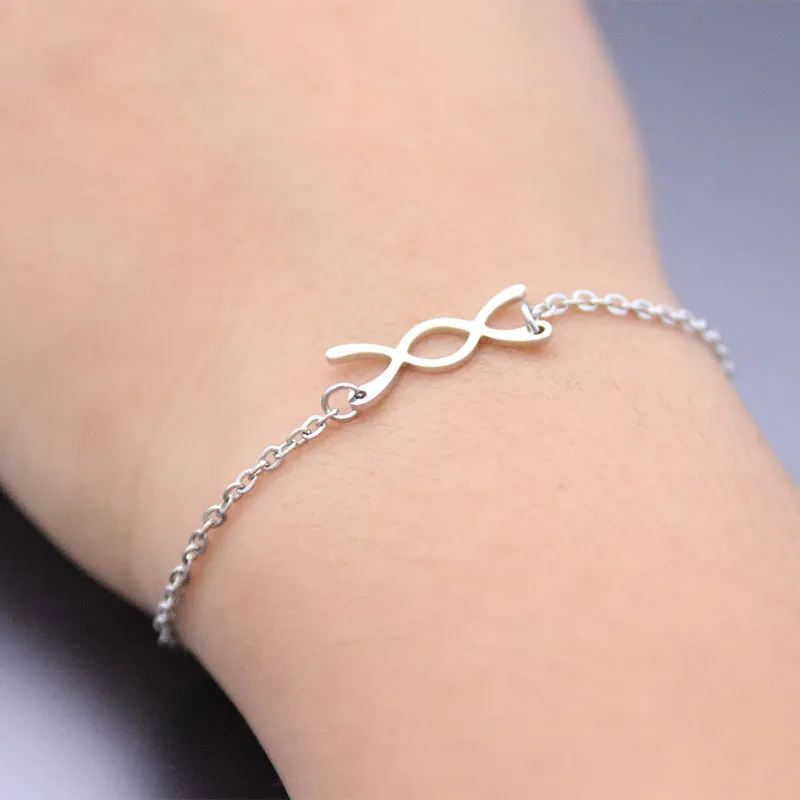 En gros 10ps / lot Ajustable Dainty ADN Bracelet En Acier Inoxydable Charme Bracelets Couples Femmes Filles Mode Bijoux Chanceux Cadeau D'anniversaire