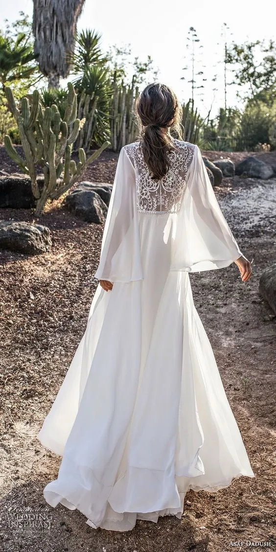 Boho Beach Wedding Dress Long Sleeve Lace Chiffon A Line Split Flowy Bridal Gown 2024