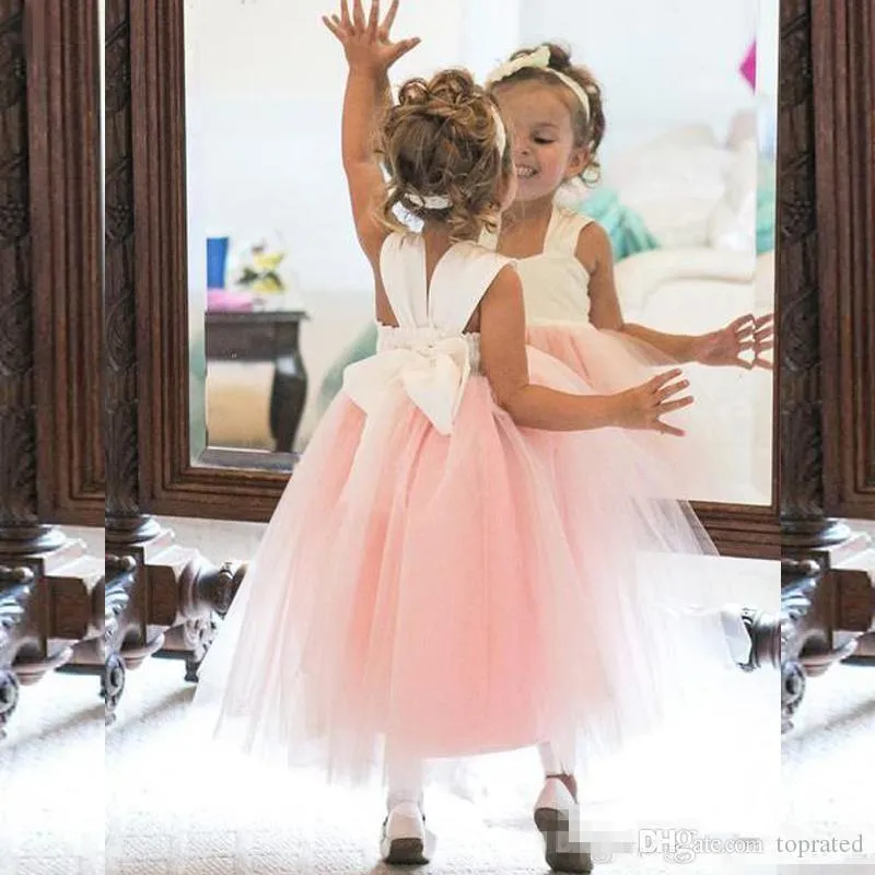 Schattige elegante goedkoop bloemenmeisje jurken prinses ivoor wit licht roze puffy tule formele jurken voor bruiloften enkel lengte meisjes dragen s