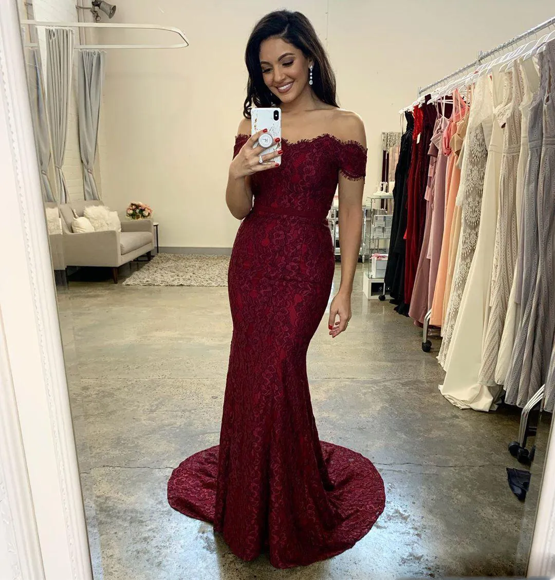 Off Shoulder Burgundy Lace Burgundy Prom Dresses 2022 With Short